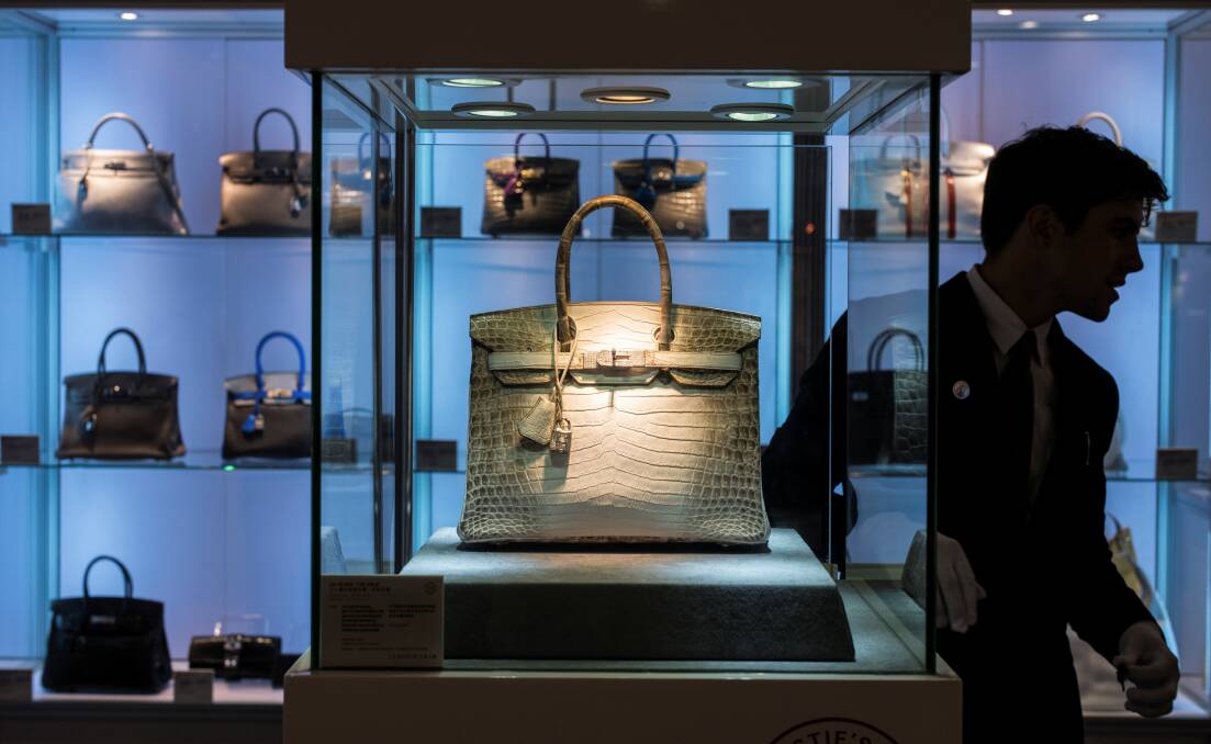 $300,000 handbags no crock, Farm Online