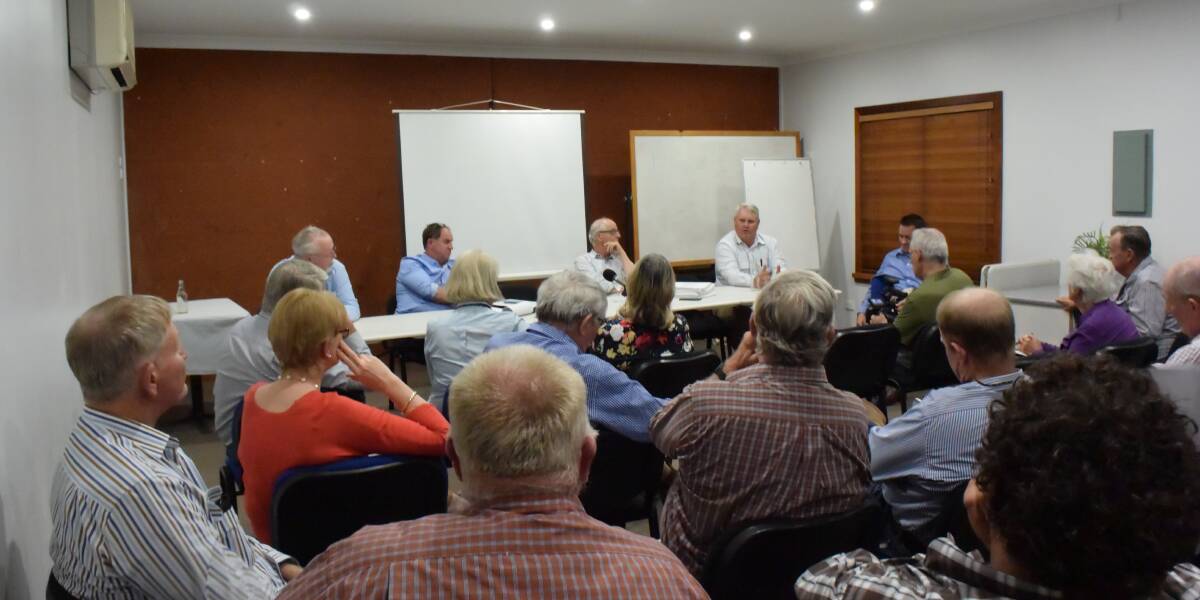 Australian Cattle Council's David Hill speaks to producers at a public meeting on beef supply chain dynamics at Cloncurry.