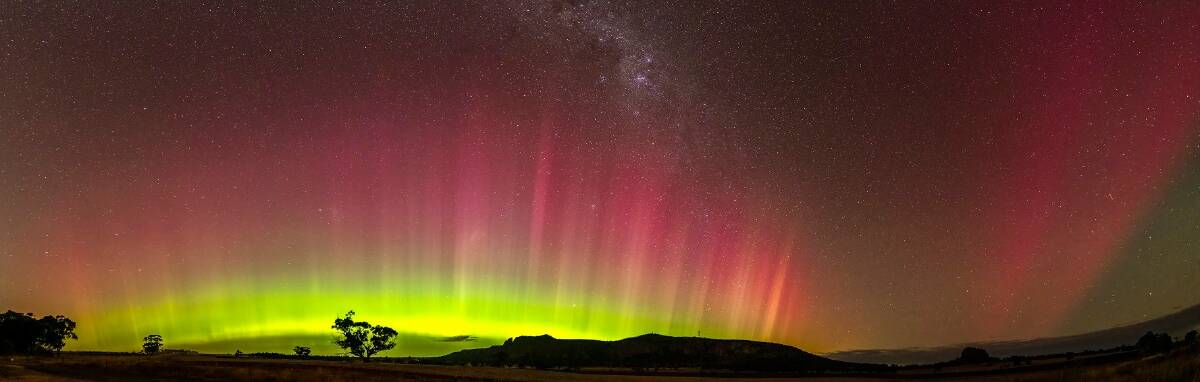 The Southern Lights hover spectacularly over Mount Arapiles in Victoria. Photo Greg Deutscher.